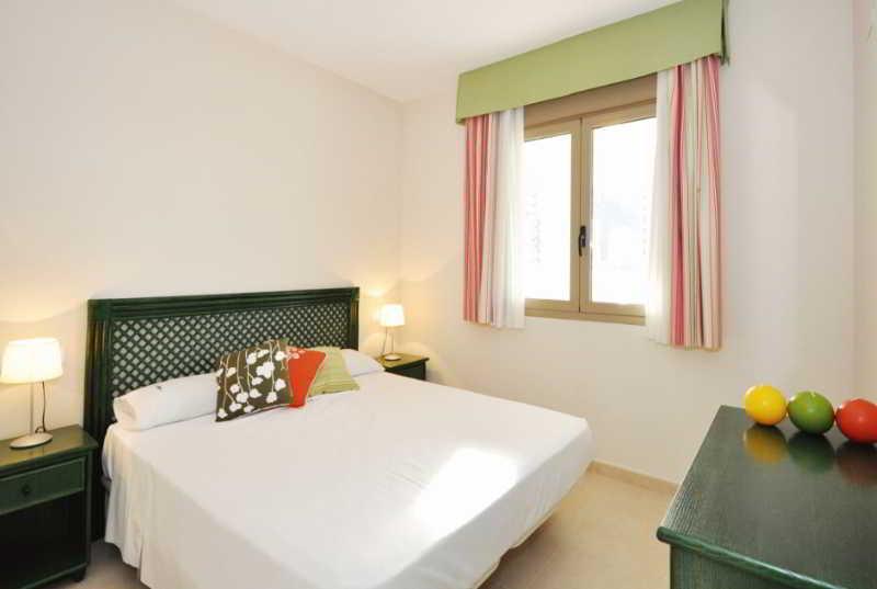 Apartamentos Larimar Unitursa Calp Exterior foto