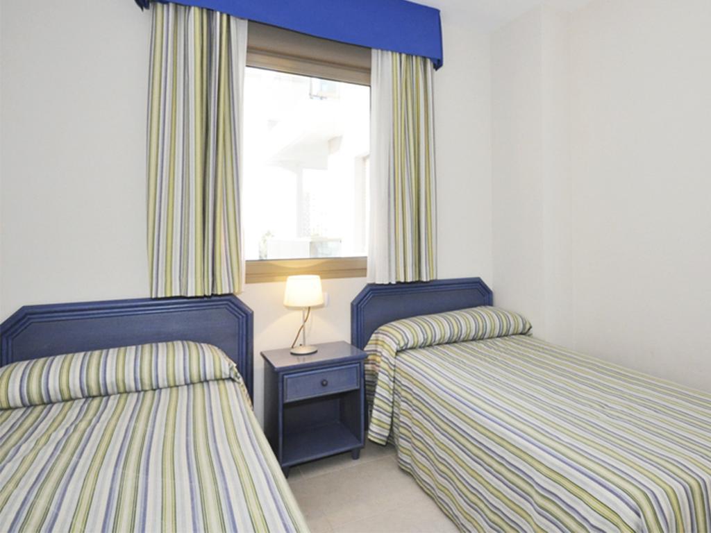 Apartamentos Larimar Unitursa Calp Zimmer foto