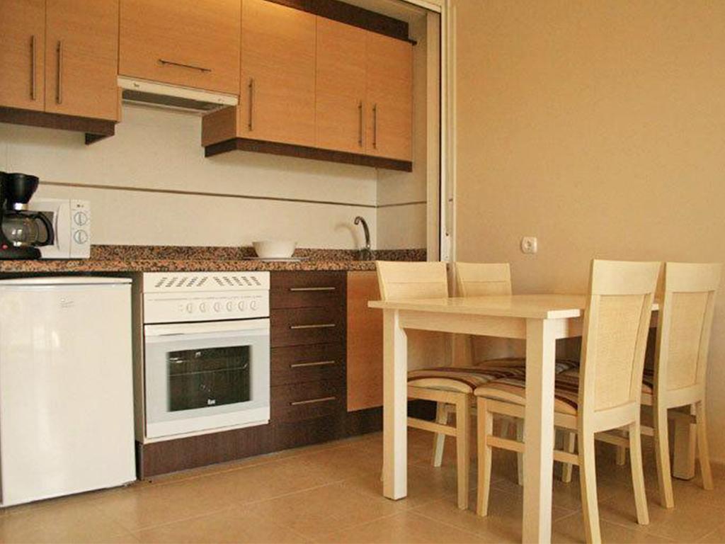 Apartamentos Larimar Unitursa Calp Zimmer foto